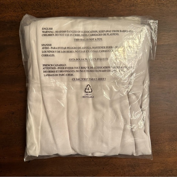 Jessy Smocked Pocketed Shoulder Tie Mini Dress - White - Picture 2 of 3